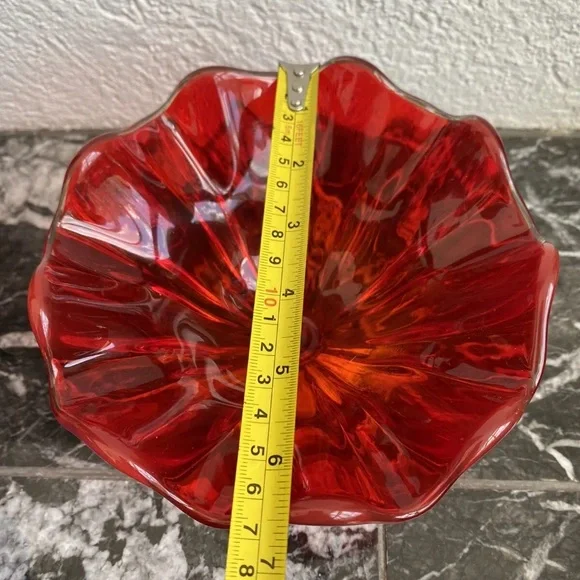 Vintage Glass Amberina Red Yellow 9 Petal Pedestal Compote/Bon Bon Candy Bowl. - Picture 7 of 8